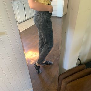 Levis Mom Jeans